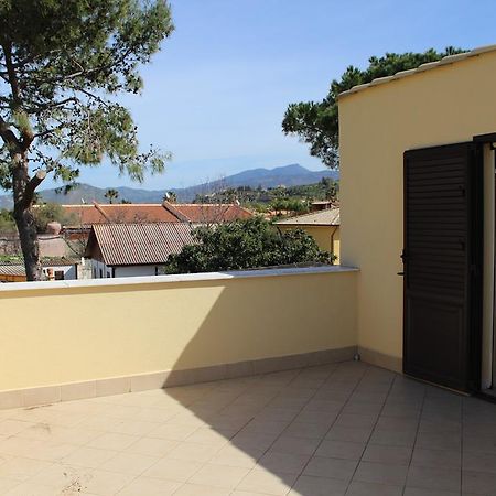 Casa Vacanze Roccella Beach Campofelice Di Roccella Dış mekan fotoğraf