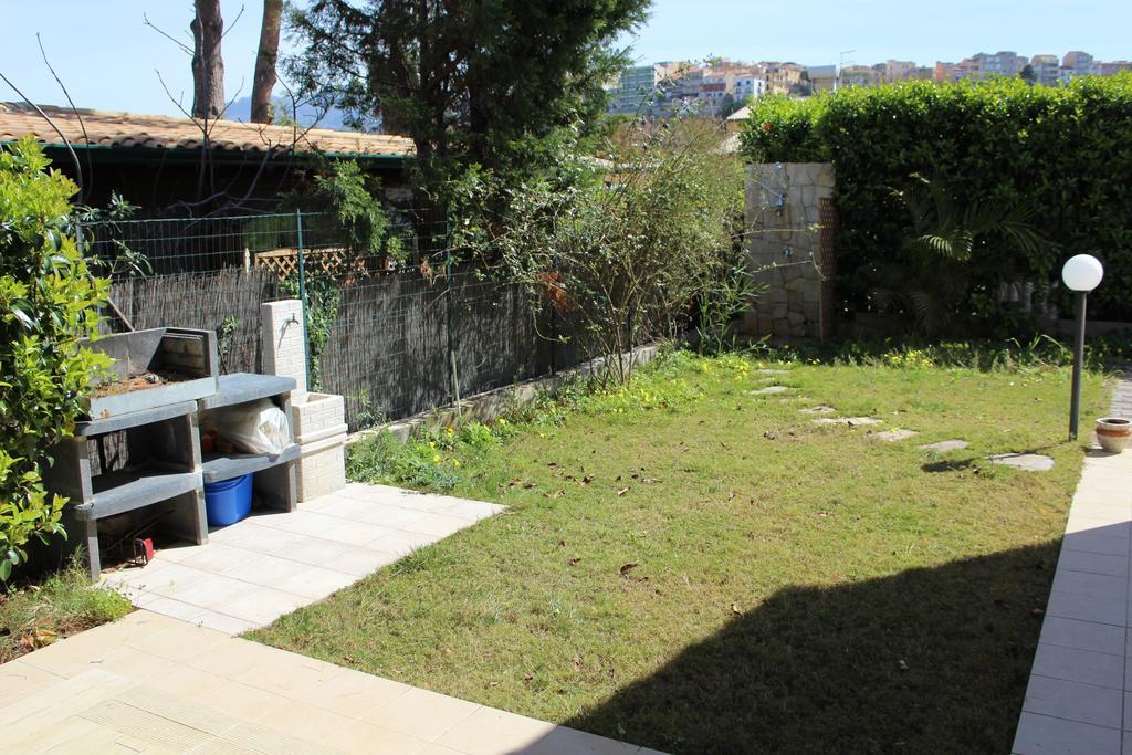 Casa Vacanze Roccella Beach Campofelice Di Roccella Dış mekan fotoğraf