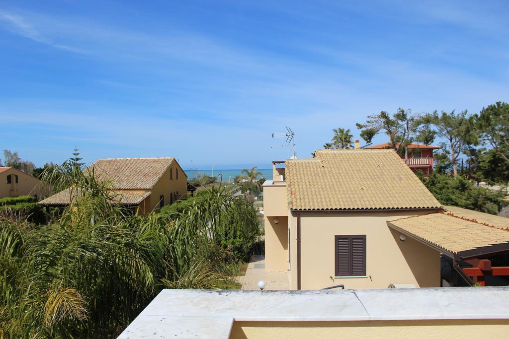 Casa Vacanze Roccella Beach Campofelice Di Roccella Dış mekan fotoğraf