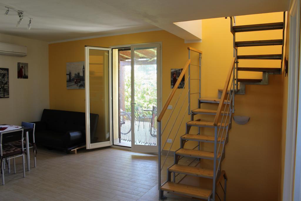 Casa Vacanze Roccella Beach Campofelice Di Roccella Dış mekan fotoğraf